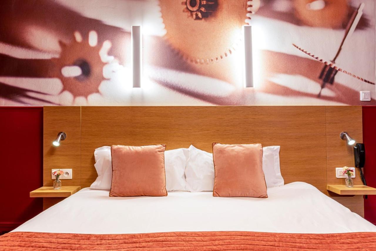 Hotel Ariane Montparnasse By Patrick Hayat Paris Bagian luar foto